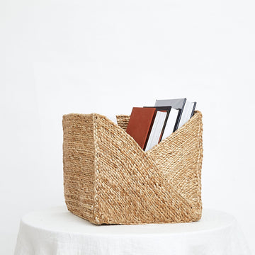 Vee Cube Jute Basket 30